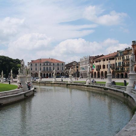 Panay Apartment City Home Holiday Padova Esterno foto